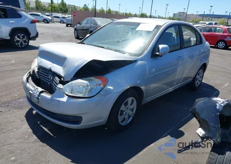 2010 Hyundai Accent Gls z USA, uszkodzony, nr VIN KMHCN4AC4AU451369